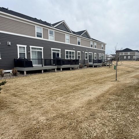 18378 Gladden Lane, Lakeville, MN 55044