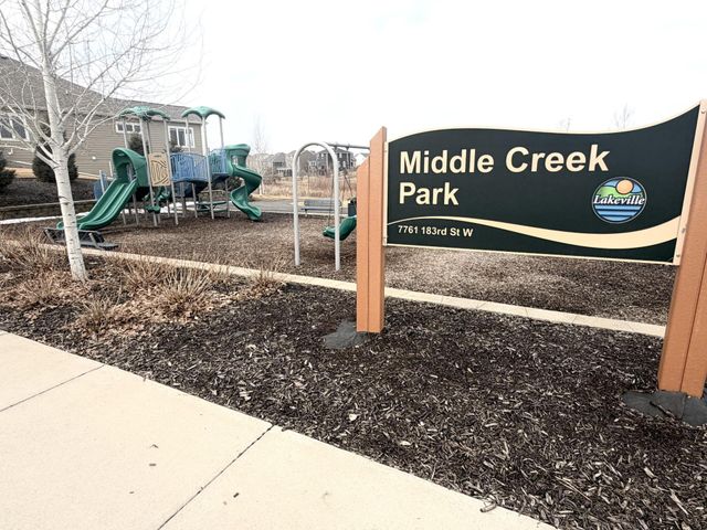 18378 Gladden Lane, Lakeville, MN 55044