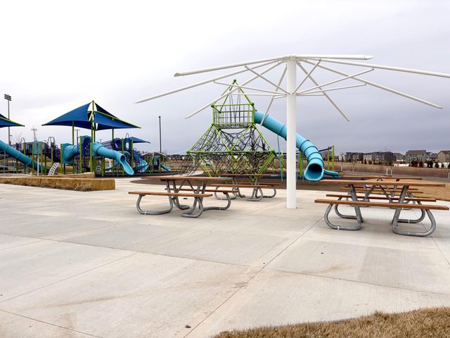 18378 Gladden Lane, Lakeville, MN 55044