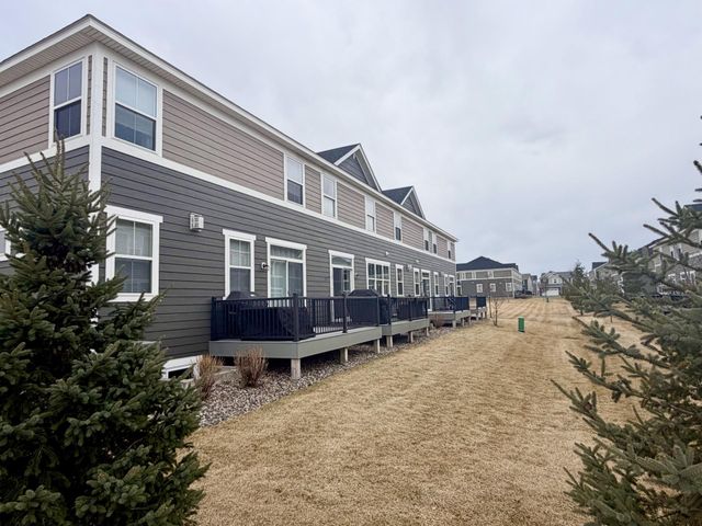 18378 Gladden Lane, Lakeville, MN 55044