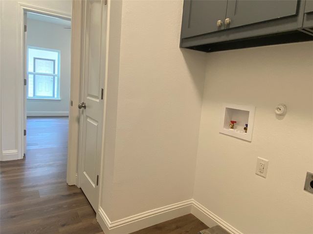 123 E 13th Avenue, Corsicana, TX 75110