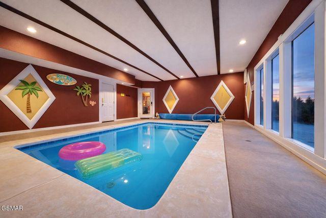 225 Amet Way, Cosby, TN 37722