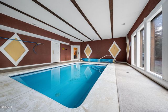 225 Amet Way, Cosby, TN 37722