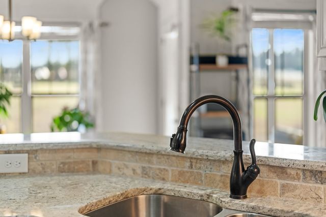 70 Cherokee Dock Rd, Lebanon, TN 37087