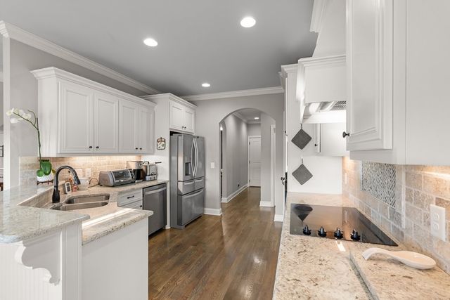 70 Cherokee Dock Rd, Lebanon, TN 37087