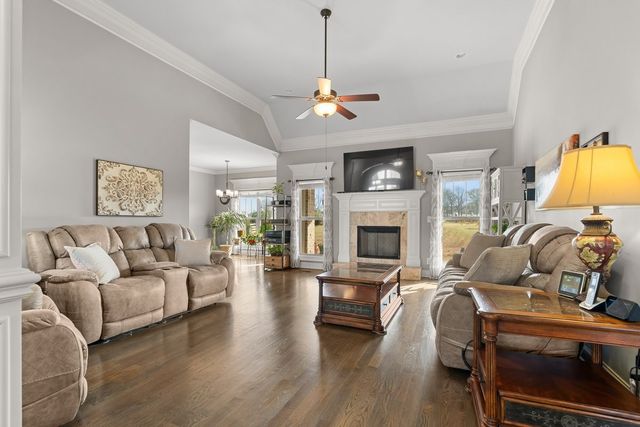 70 Cherokee Dock Rd, Lebanon, TN 37087