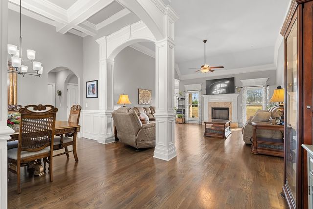 70 Cherokee Dock Rd, Lebanon, TN 37087