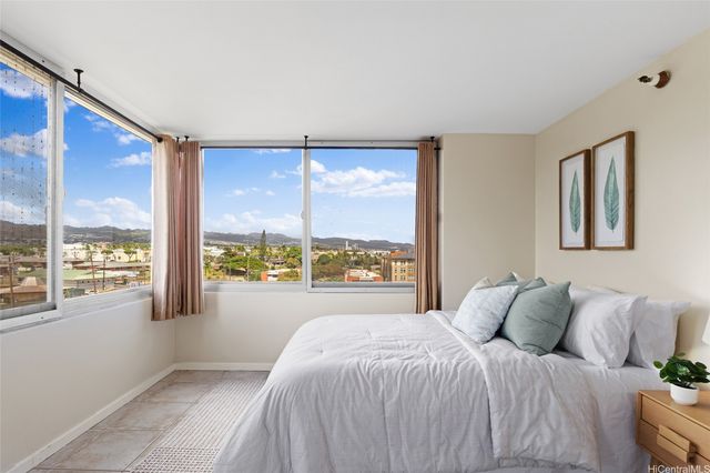 1060 Kamehameha Highway 806B, Pearl City, HI 96782
