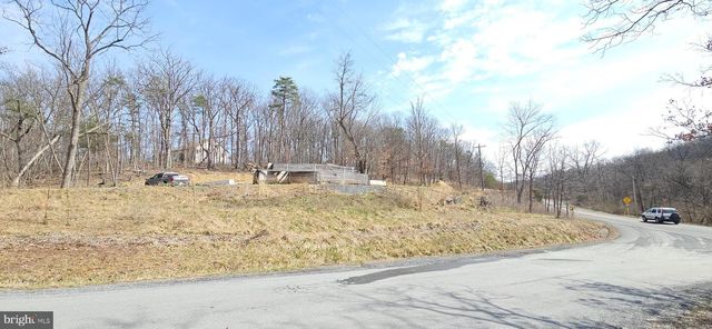 1079 GUN CLUB RD, Stephenson, VA 22656