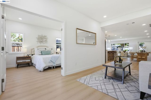 2638 Eaton Ave, Redwood City, CA 94062