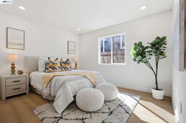 2638 Eaton Ave, Redwood City, CA 94062