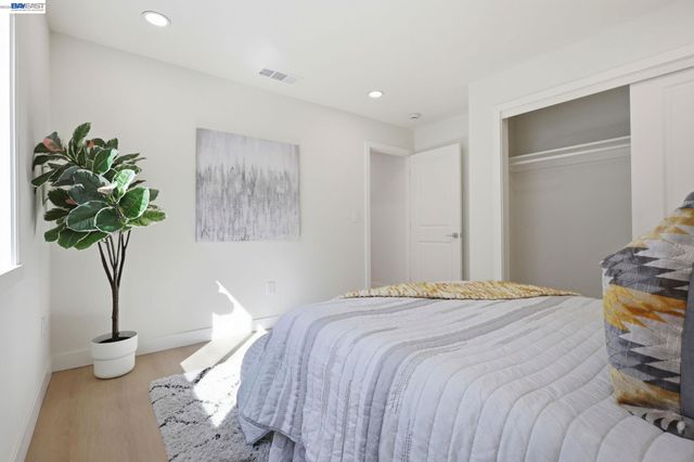 2638 Eaton Ave, Redwood City, CA 94062