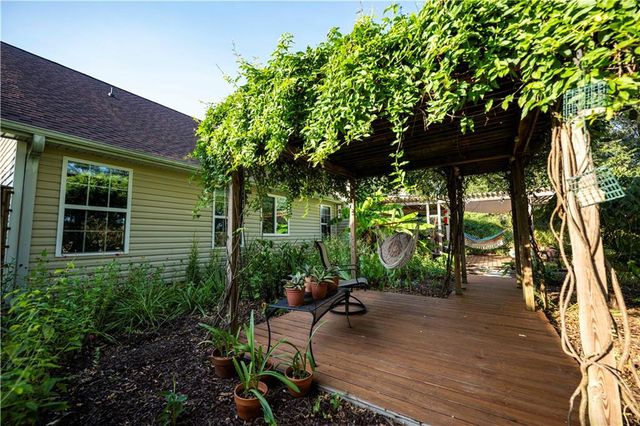 4147 Granite Falls Lane, Loganville, GA 30052