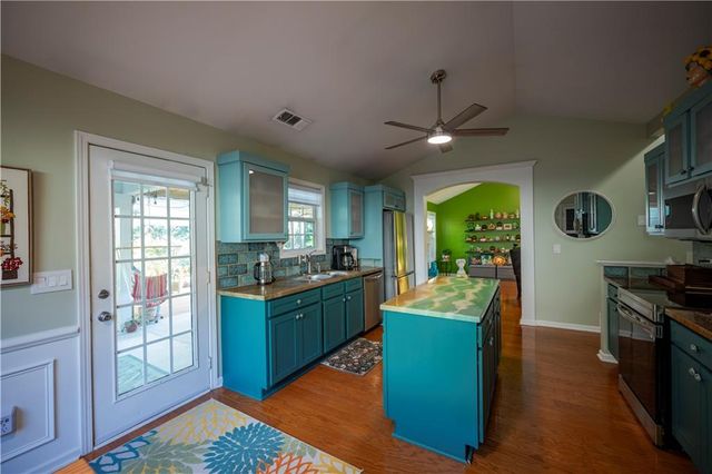4147 Granite Falls Lane, Loganville, GA 30052
