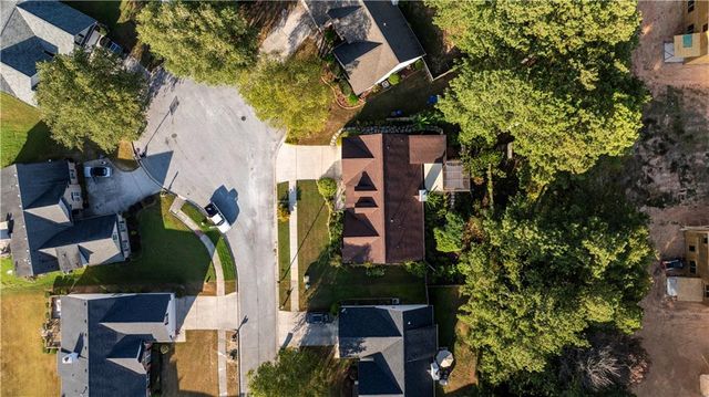 4147 Granite Falls Lane, Loganville, GA 30052