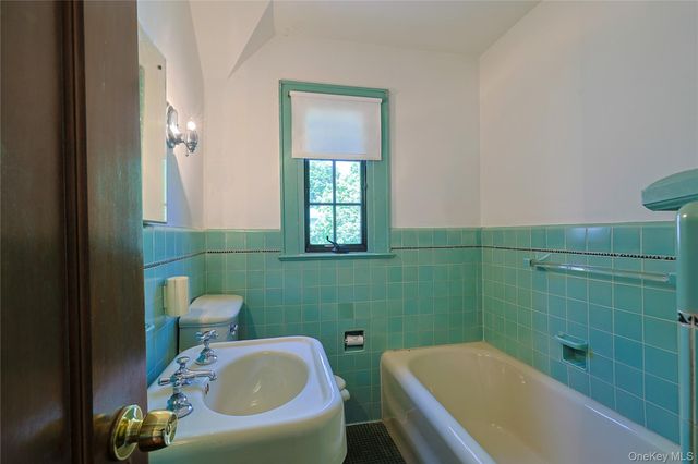404 Downing Way, Newburgh, NY 12550