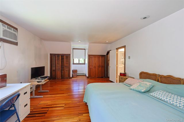 404 Downing Way, Newburgh, NY 12550