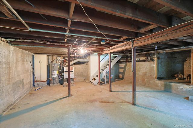 404 Downing Way, Newburgh, NY 12550