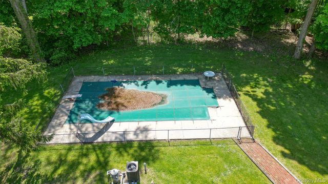 404 Downing Way, Newburgh, NY 12550