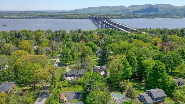 404 Downing Way, Newburgh, NY 12550