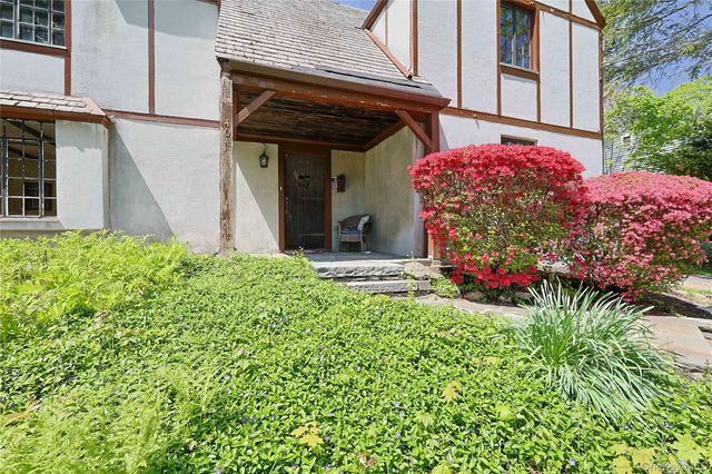 404 Downing Way, Newburgh, NY 12550