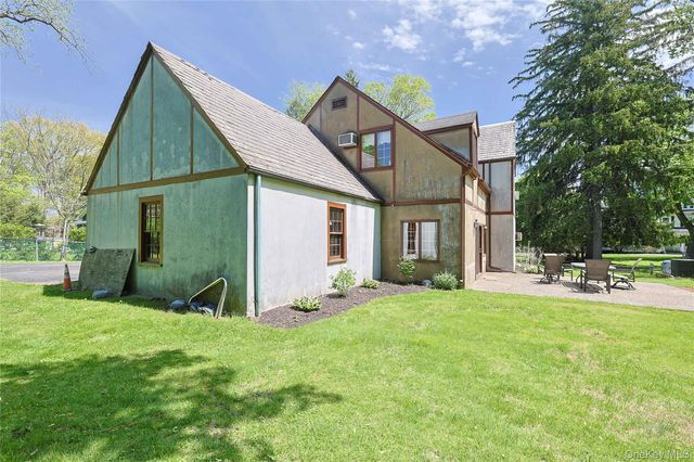 404 Downing Way, Newburgh, NY 12550