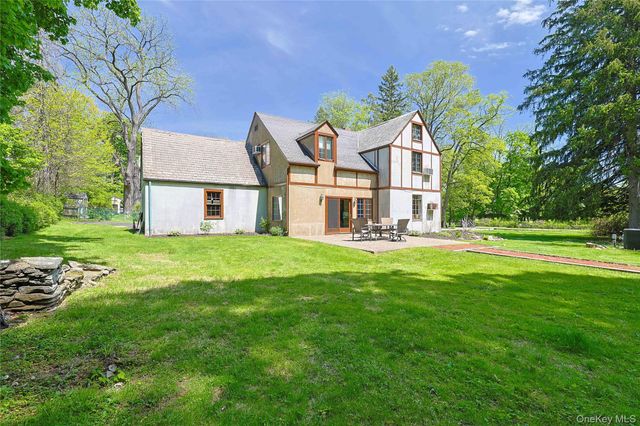 404 Downing Way, Newburgh, NY 12550