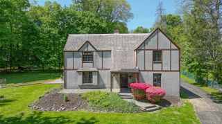 404 Downing Way, Newburgh, NY 12550
