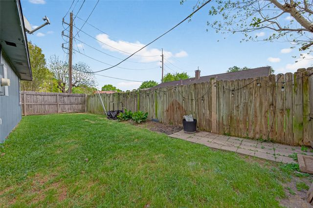 20206 Misty Pines Drive, Humble, TX 77346