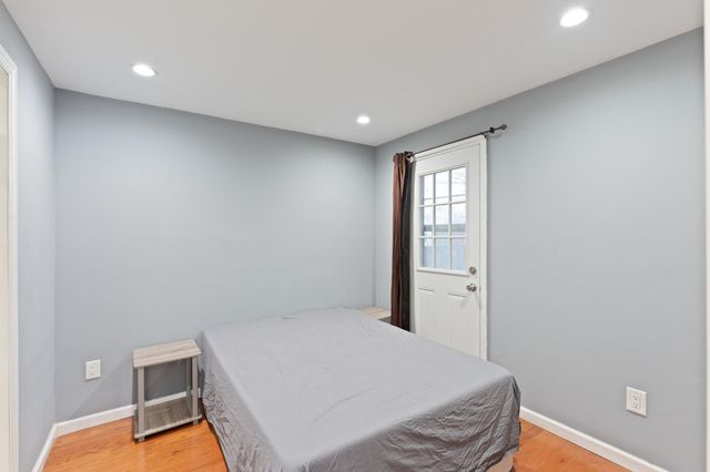 46 EAST 28TH ST, Bayonne, NJ 07002