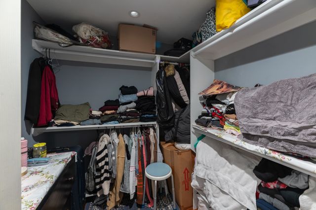 46 EAST 28TH ST, Bayonne, NJ 07002