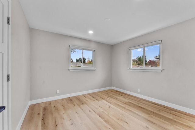 6200 Kiernan Dr, Carmichael, CA 95608