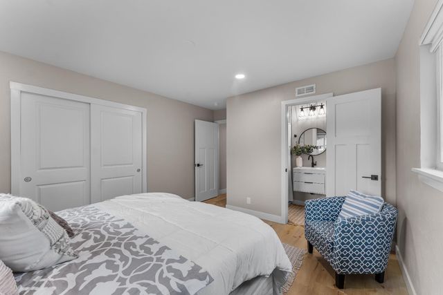 6200 Kiernan Dr, Carmichael, CA 95608