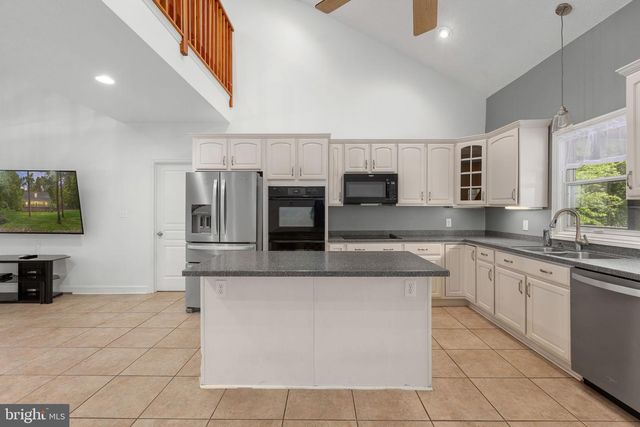 197 OAKLEIGH LN, Bumpass, VA 23024