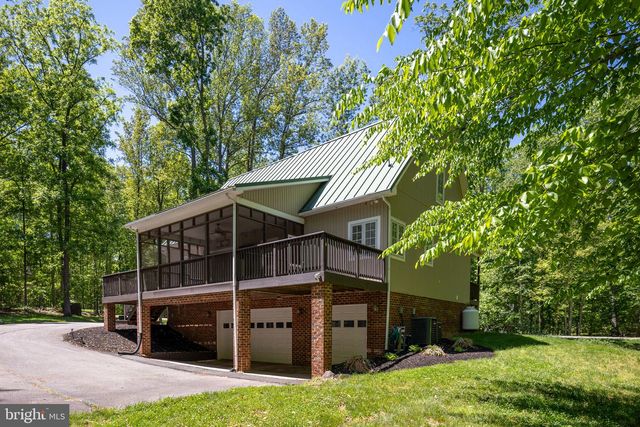 197 OAKLEIGH LN, Bumpass, VA 23024