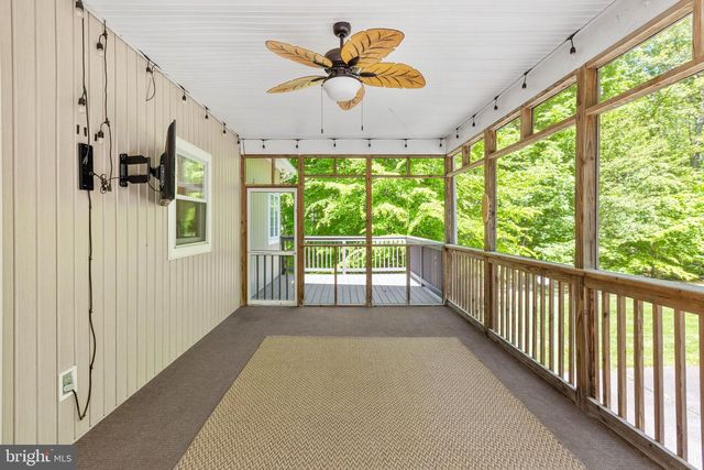 197 OAKLEIGH LN, Bumpass, VA 23024