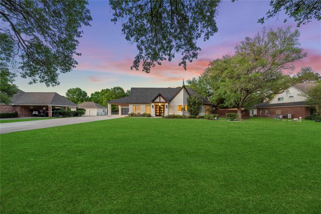 2911 S Saddlebrook Lane, Katy, TX 77494
