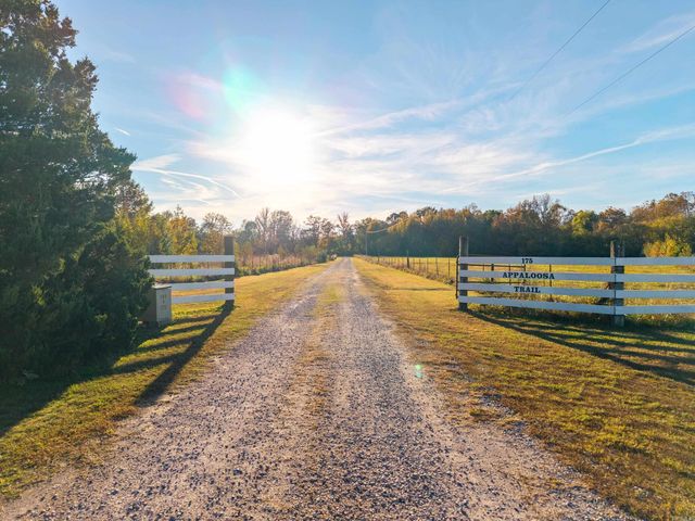 175 Appaloosa Trail, Hot Springs, AR 71909