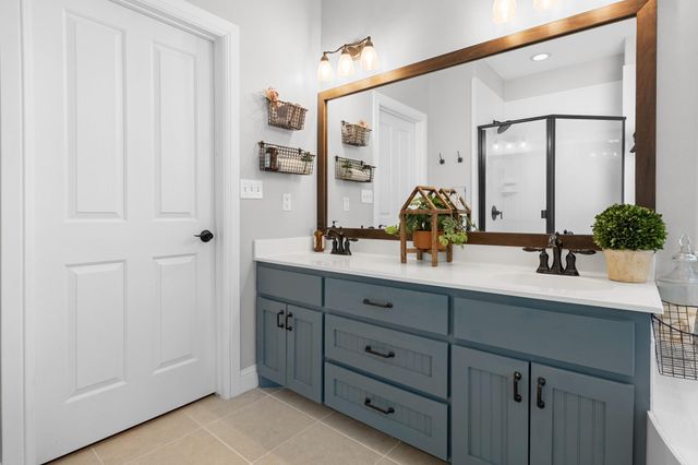 502 NW River RD, Martindale, TX 78655