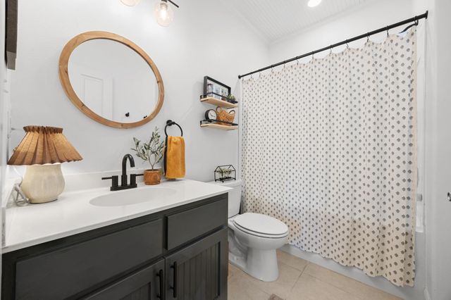 502 NW River RD, Martindale, TX 78655