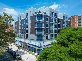 9745 63rd Drive 7A, Rego Park, NY 11374