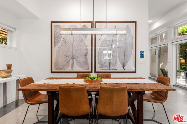 4065 Kraft Avenue, Studio City (los Angeles), CA 91604
