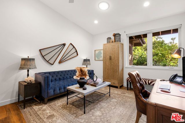 4065 Kraft Avenue, Studio City (los Angeles), CA 91604