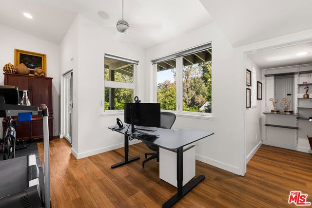 4065 Kraft Avenue, Studio City (los Angeles), CA 91604