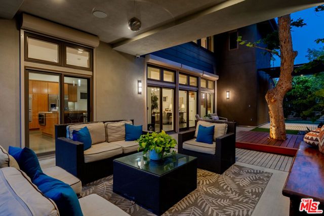 4065 Kraft Avenue, Studio City (los Angeles), CA 91604