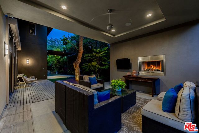 4065 Kraft Avenue, Studio City (los Angeles), CA 91604