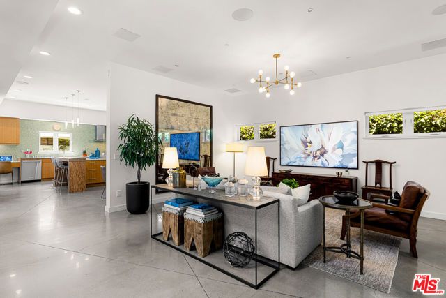 4065 Kraft Avenue, Studio City (los Angeles), CA 91604