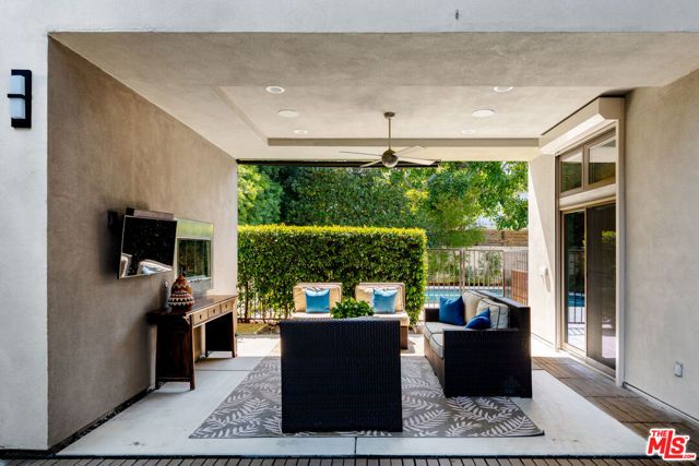 4065 Kraft Avenue, Studio City (los Angeles), CA 91604