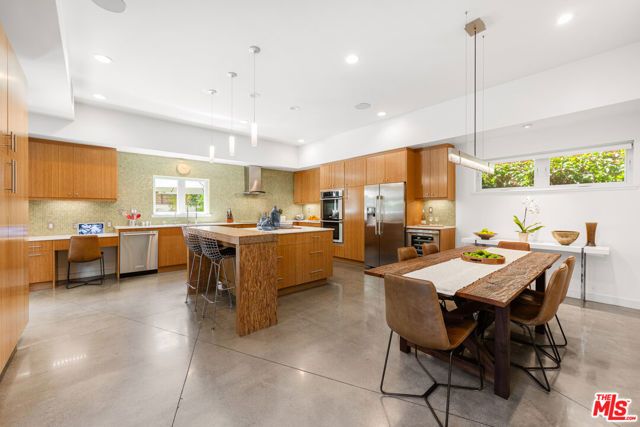 4065 Kraft Avenue, Studio City (los Angeles), CA 91604