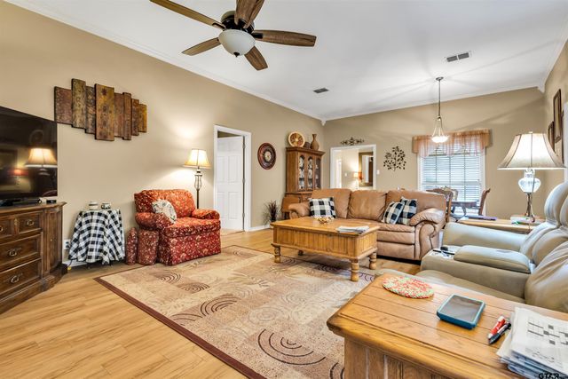 182 County Road 2504, Mineola, TX 75773